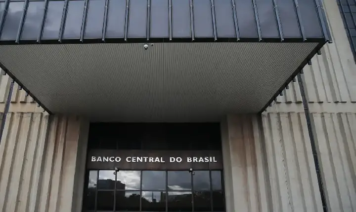 Mercado projeta inflação de 4,92% em 2026