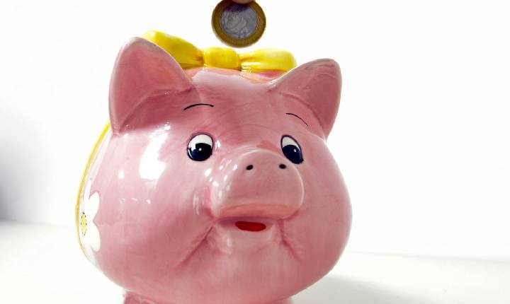 Retiradas da poupança superam depósitos em R$ 7,15 bilhões em julho