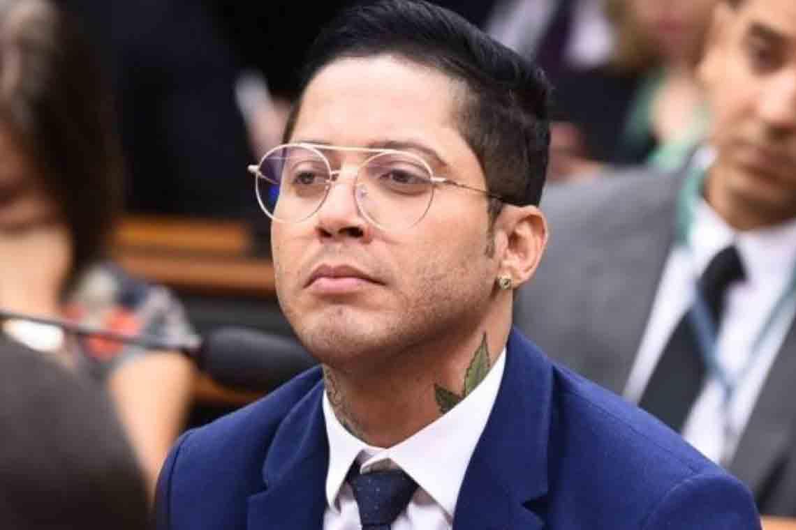 Ex-deputado federal e cantor Igor Kannário afirma se sentir livre após saída da política: 'não faz diferença na minha vida'