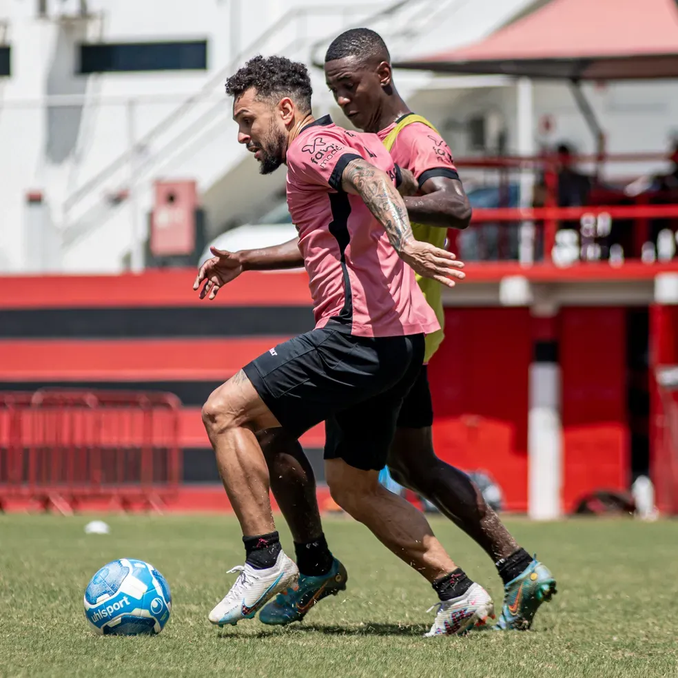 Com empate do Sport, Vitória pode aumentar diferença na liderança