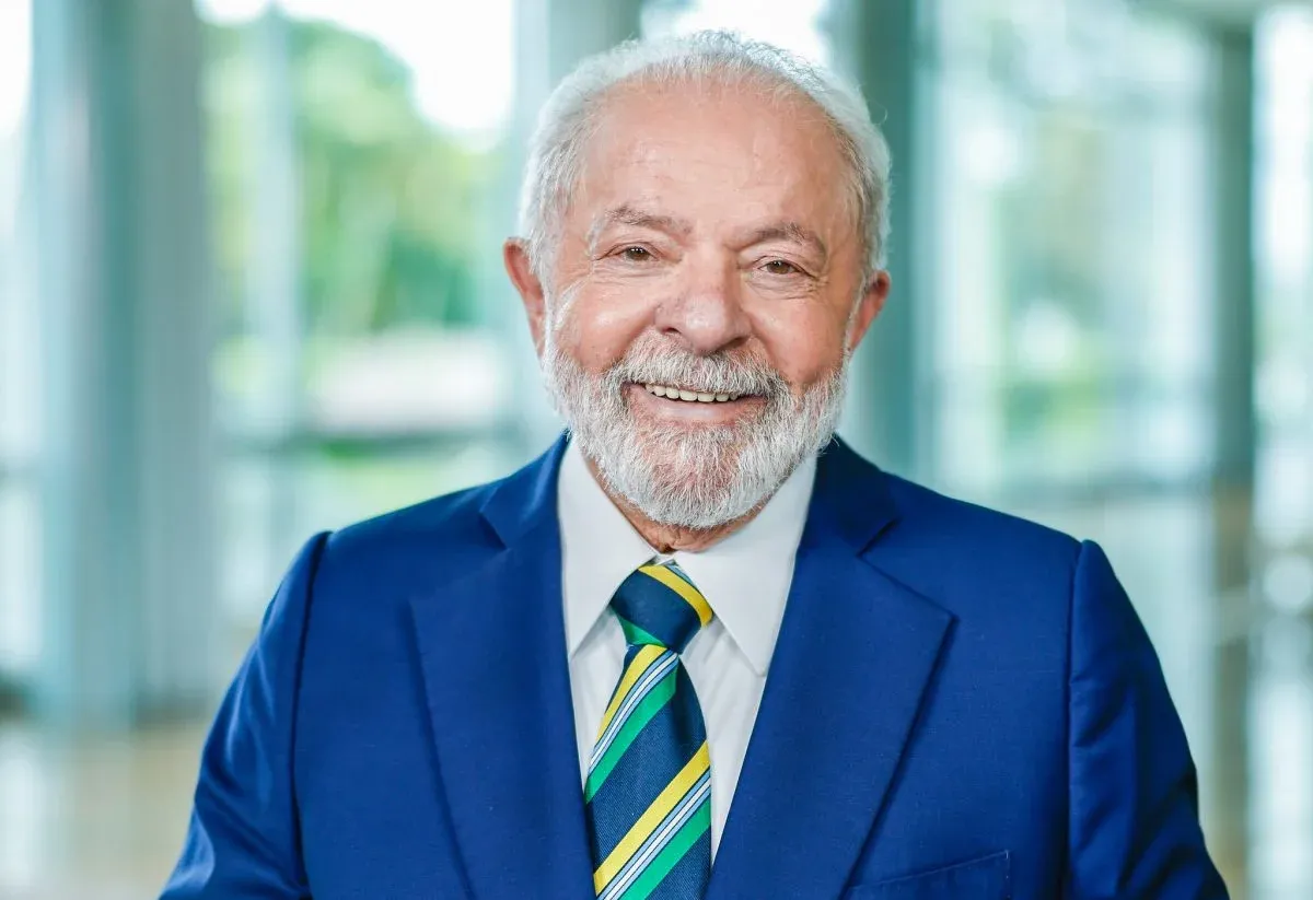 Ipespe: Aprovação do governo Lula sobe para 55%, o maior índice do mandato