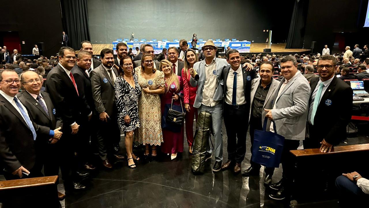 Mais de dois mil gestores municipais estão reunidos na capital para a mobilização que acontecerá até esta quarta-feira (04).