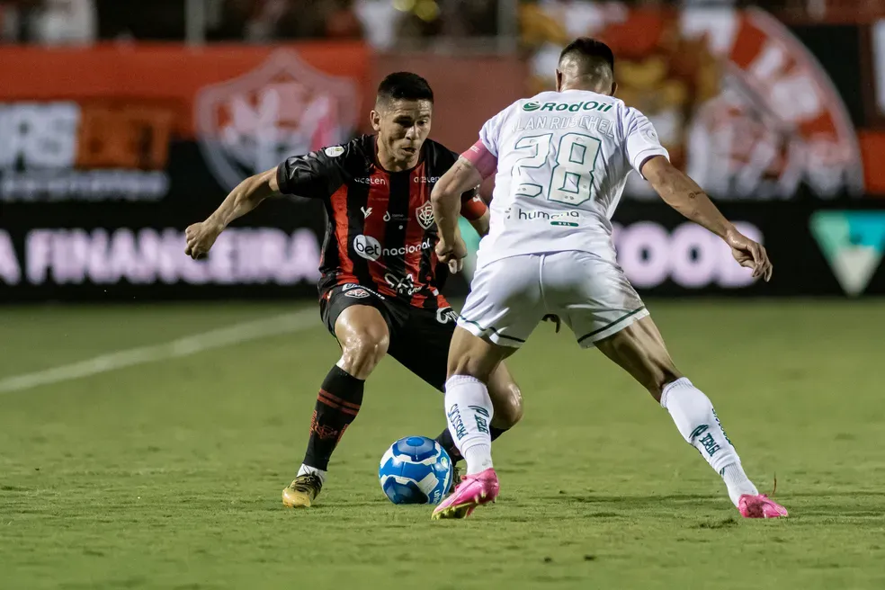 Vitória empata com Juventude no Barradão e segue na liderança