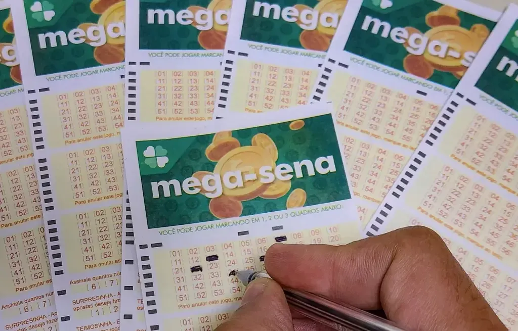 Mega-sena irá sortear R$26 milhões neste sábado (25).