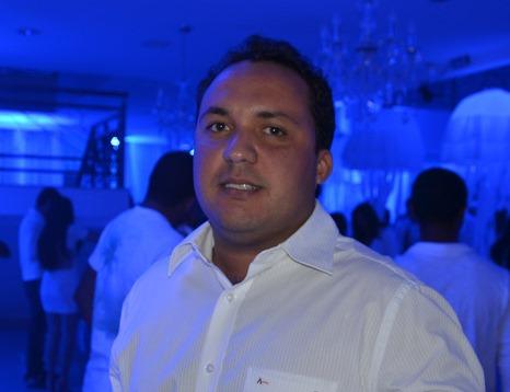 FREQUÊNCIA POLÍTICA TERÁ MARCOS GALVÃO E DIEGO GONZAGA