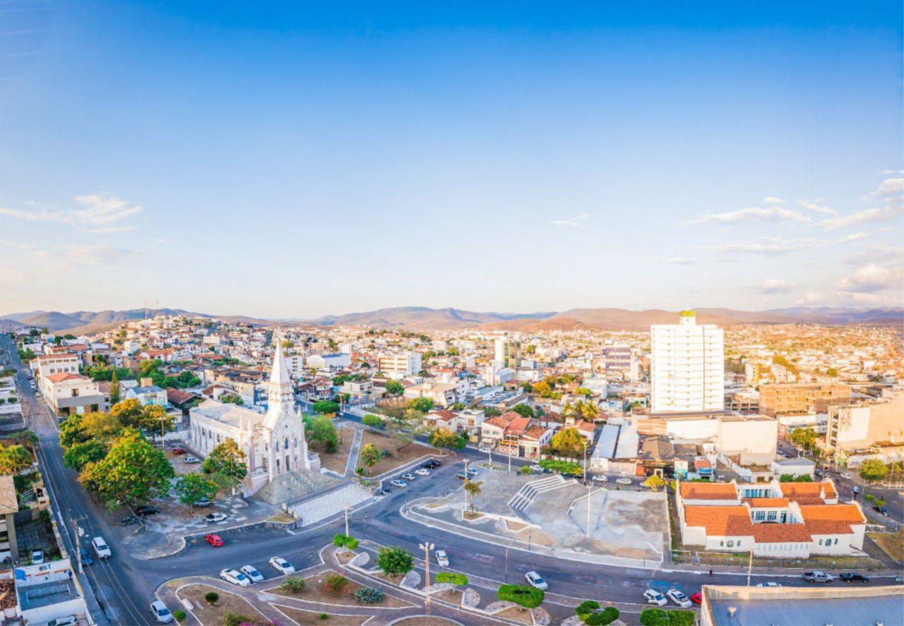 Ministério do Trabalho e Emprego destaca Jequié como uma das cidades que mais geraram novos empregos na Bahia em 2023.