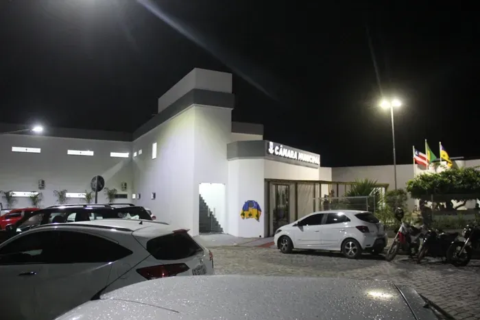 Na primeira atividade do ano Legislativo, vereadores aprovam urgência para aumento de R$ 5,8 mil nos subsídios