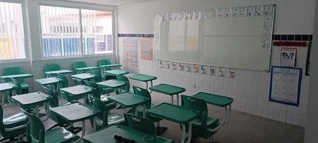 Prefeitura convoca mais professores aprovados em concurso público.