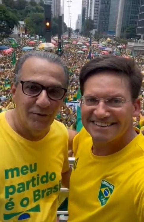 Roma diz que povo está unido em apoio a Bolsonaro