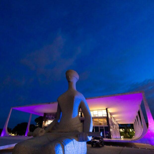 Datafolha: Petista confia mais em instituições que bolsonarista.