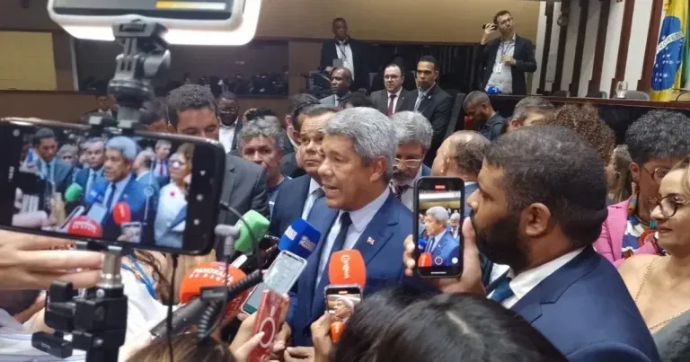 ”É um sinal para que eu possa aperfeiçoar meu governo”, afirma Jerônimo após pesquisa mostrar aumento de rejeição em Salvador.