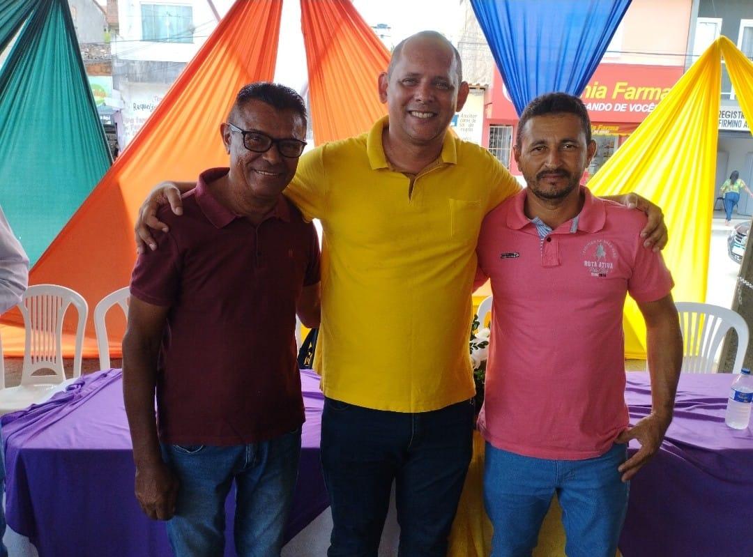 Ex-prefeito de Firmino Alves, Padre Aguinaldo, reafirma apoio ao atual prefeito Fabiano Sampaio.