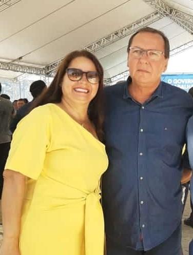 Prefeito Moacyr anuncia Magnólia Barreto como pré-candidata a prefeita em Uruçuca