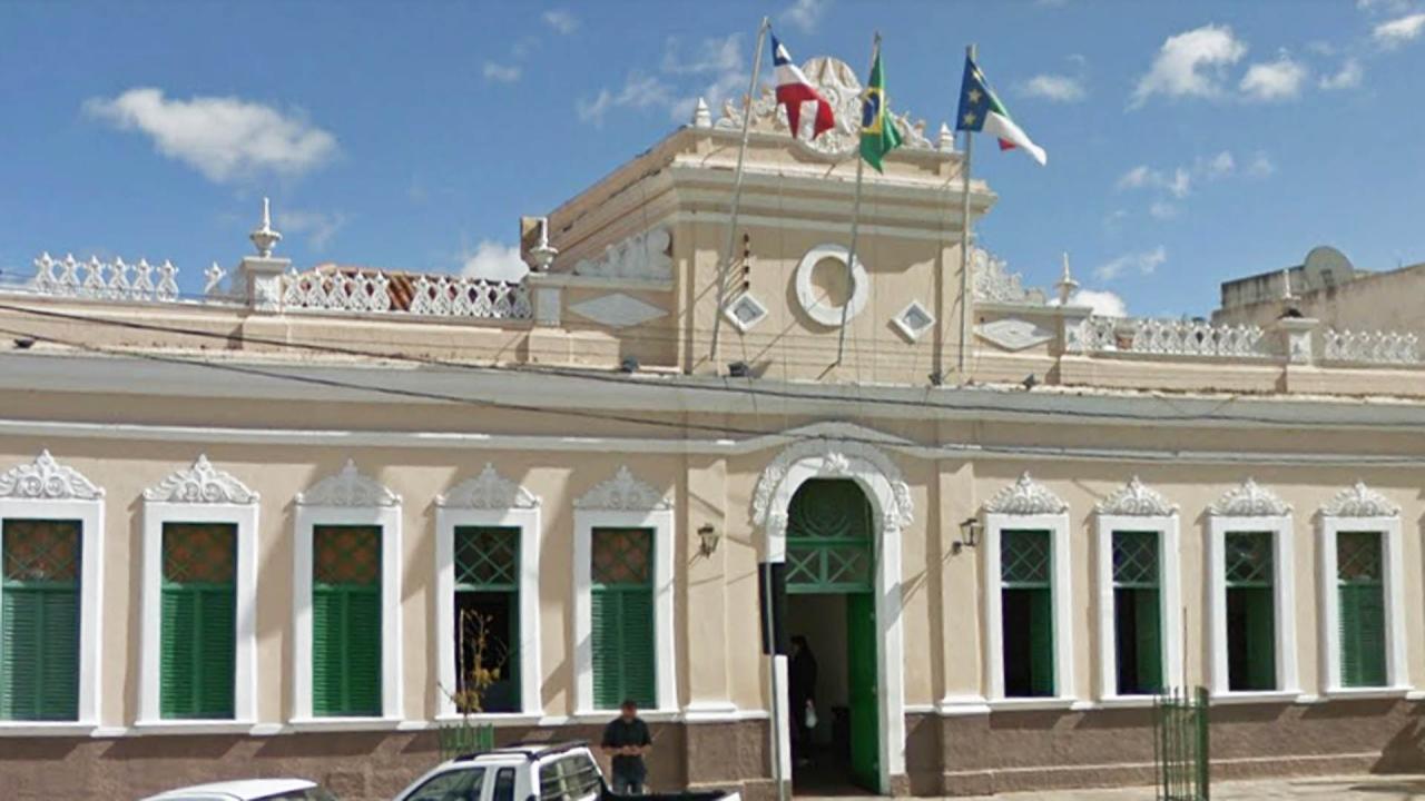 Prefeitura de Vitória da Conquista lanuncia Concurso Público com 182 vagas.