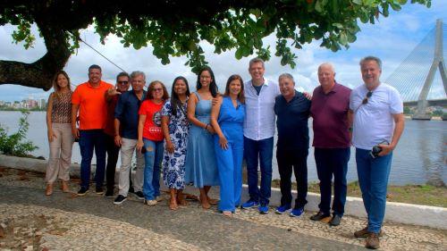 PT REAFIRMA APOIO À PRÉ-CANDIDATURA DE ADÉLIA PINHEIRO.