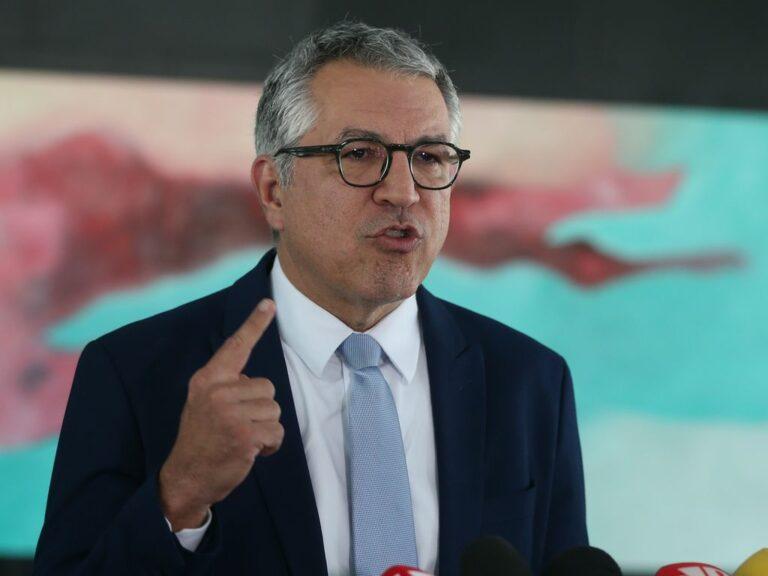 Centrão avalia impor derrota a Lula e tirar Padilha do caminho das emendas