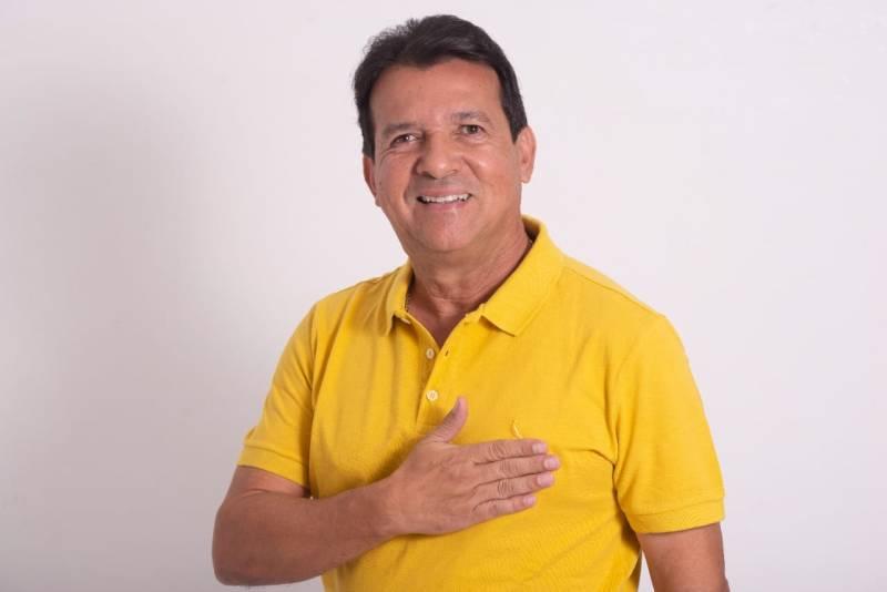 Disputa eleitoral em Prado aquece com candidatura de Wilsinho Brito.