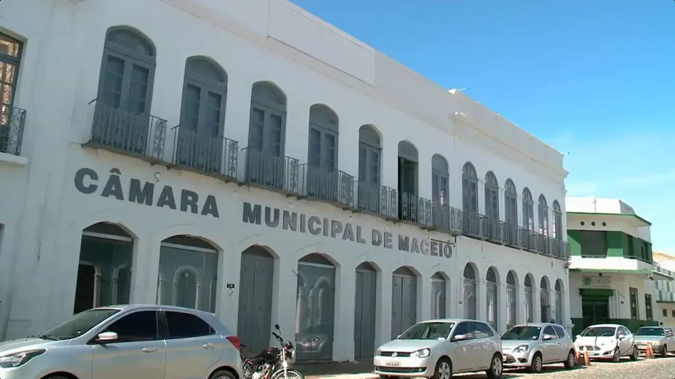 Janela partidária muda composição na câmara municipal de Maceió