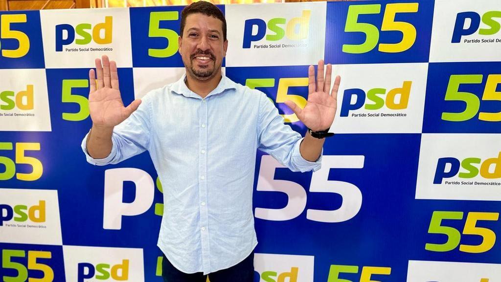 Pré-candidato a prefeito de Itabela, Ricardo Flauzino se filia ao PSD