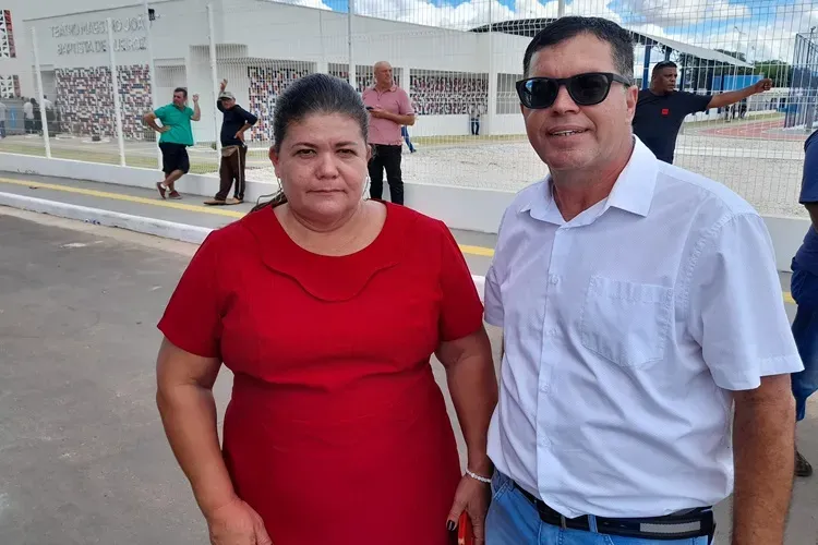 Presidente do PT de Brumado refuta acusações de uso indevido de máquina pública.