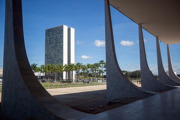 STF avalia ampliação do foro privilegiado: entenda os impactos além do mandato.