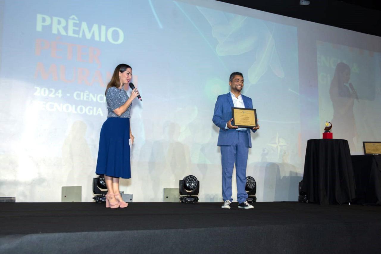 Professor de Porto Seguro é premiado por tecnologia contra evasão escolar.