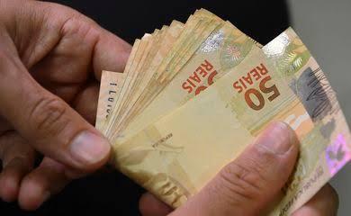 Quer entrar no primeiro lote de restituição do IR? Declaração precisa ser enviada neste domingo