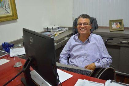 TRE-BA suspende restrições a plenárias do programa de governo participativo em Vitória da Conquista.