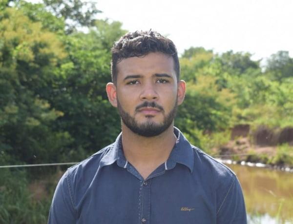 Aliados de André Janones sob investigação: contradições e inconsistências em depoimentos sobre rachadinha.