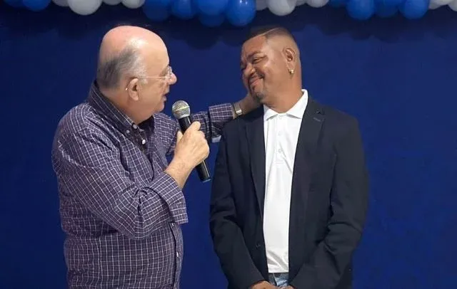 Ex-militante petista anuncia apoio a José Ronaldo em lançamento de pré-candidatura