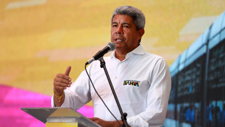 Governador Jerônimo Rodrigues intensifica diálogo com lideranças para resolver crises na Coelba e ViaBahia.