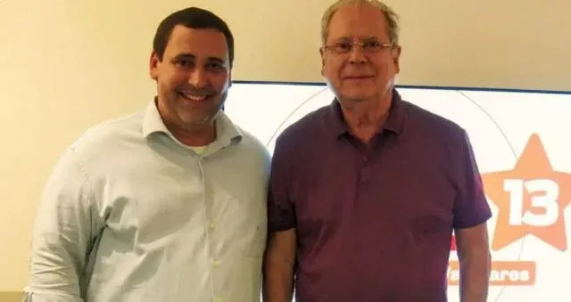 José Dirceu lidera encontro estratégico do PT Bahia para eleições municipais.