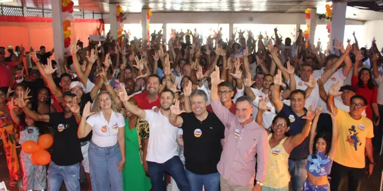 Lucas Willian lança pré-candidatura à Prefeitura de Riachão do Jacuípe em evento histórico.