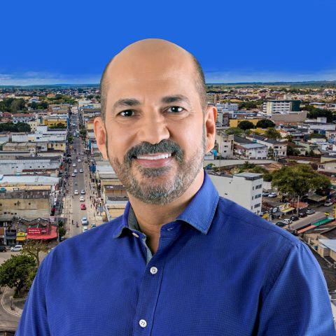Robério Oliveira fortalece campanha com pré-convenção em Eunápolis.