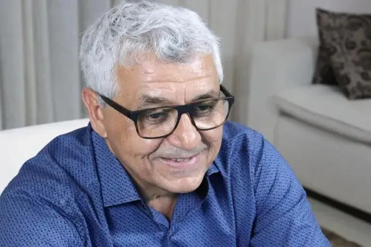 Justiça Eleitoral aumenta multa para prefeito de Caetité por descumprimento de ordem judicial.