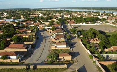 Justiça Ordena remoção imediata de conteúdo ofensivo contra Chica do PT em Carinhanha.