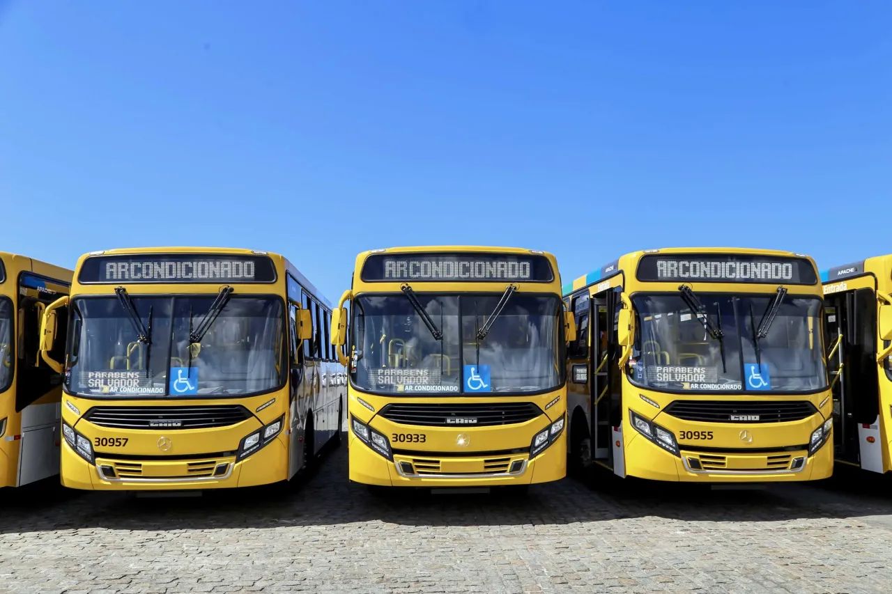 Juíza suspende propaganda eleitoral que acusava prefeito de Salvador de retirar linhas de ônibus.