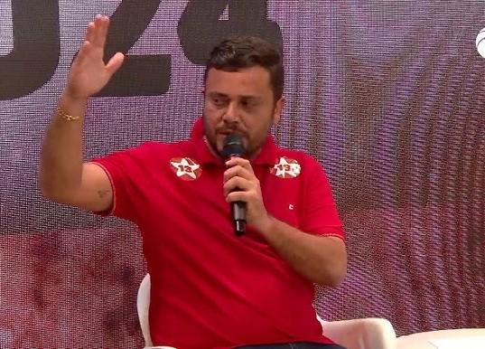 Justiça determina prazo de 24h para Célio do asfalto recolher panfletos com pesquisa falsa