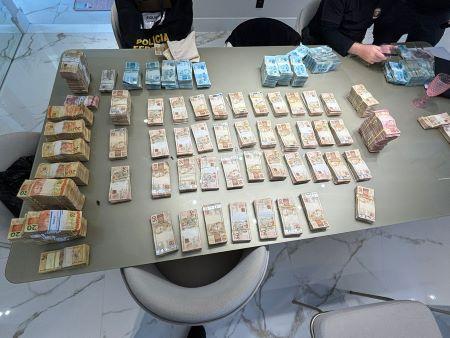 Operação da Policia Federal cumpre mandados contra prefeito e candidato aliado