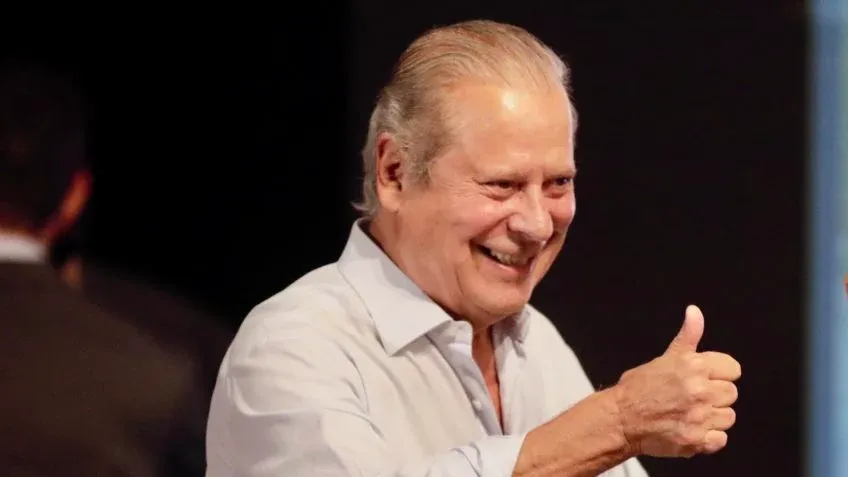 STF anula condenações de José Dirceu na Lava Jato, restituindo seus direitos políticos.