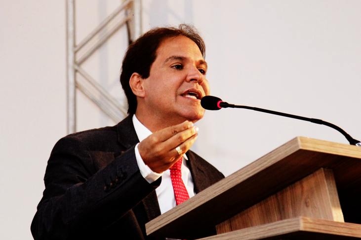 Eures avalia não assumir prefeitura e continuar como Deputado Estadual