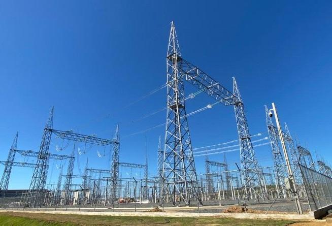 Coelba anuncia investimento de R$ 13 bilhões para ampliar oferta de energia na Bahia