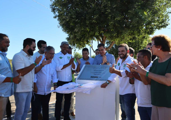 erônimo Rodrigues inaugura obras viária e aérea em Buritirama com quase R$ 10 milhões em investimentos.