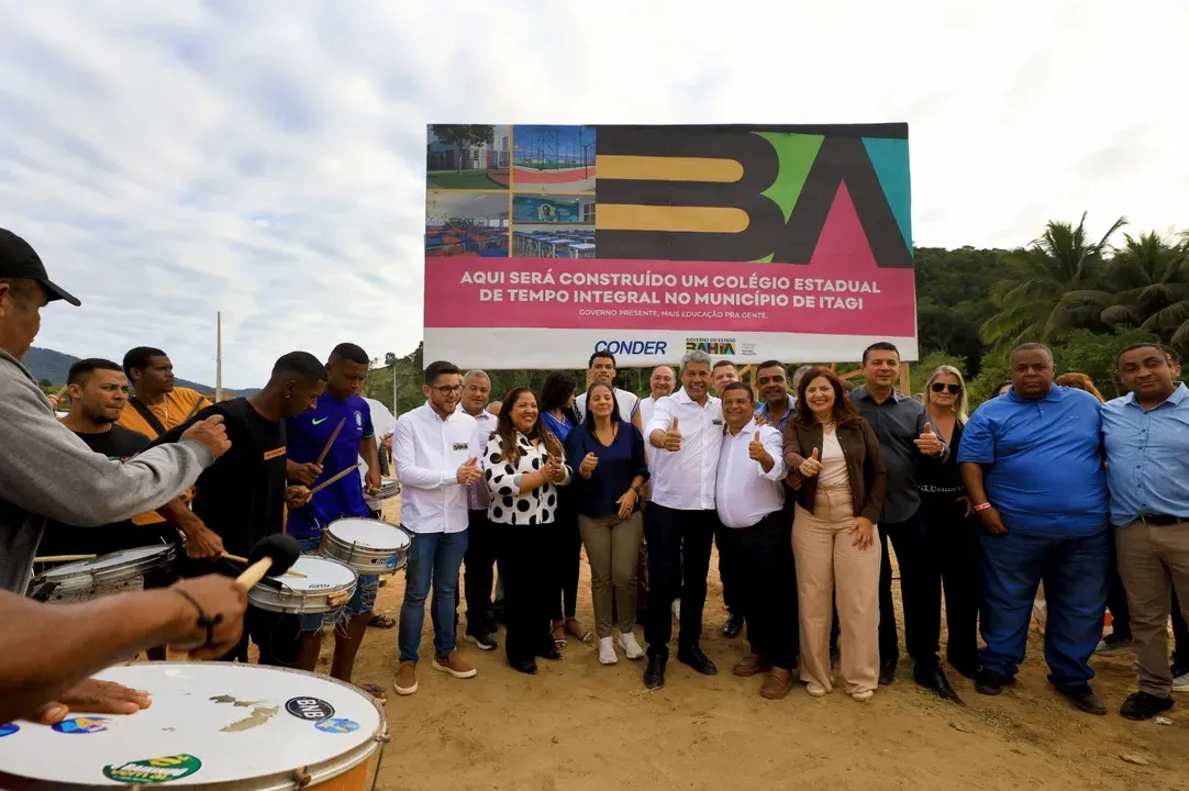 Governo da Bahia anuncia nova escola de tempo integral e reforça saúde e infraestrutura em Itagi.