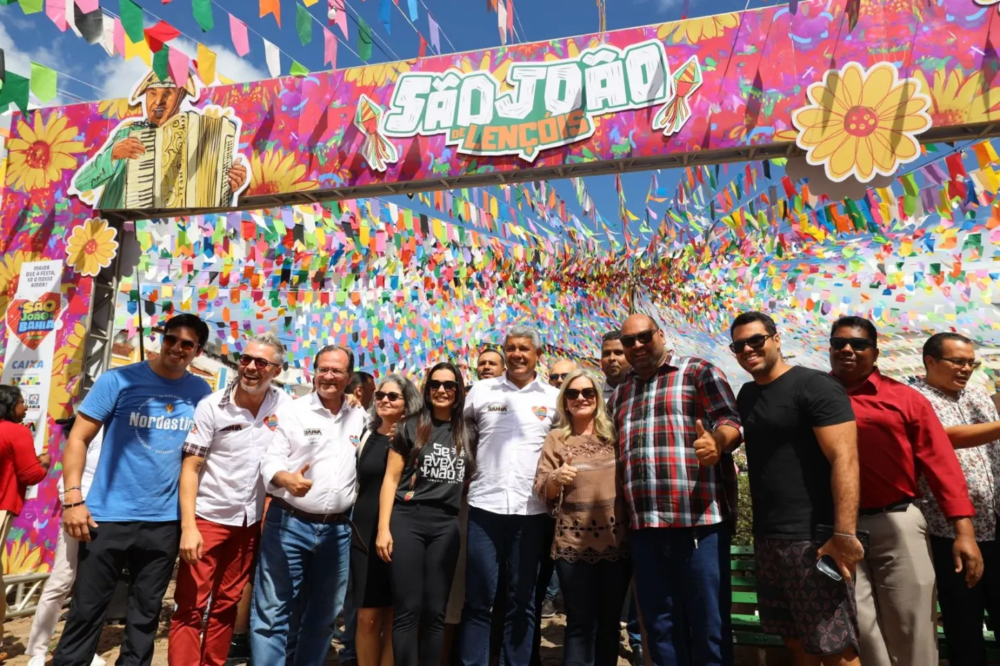 Ivana Bastos e Jerônimo Rodrigues participam do São João de Lençóis e reforçam apoio à cultura e ao turismo na Chapada.