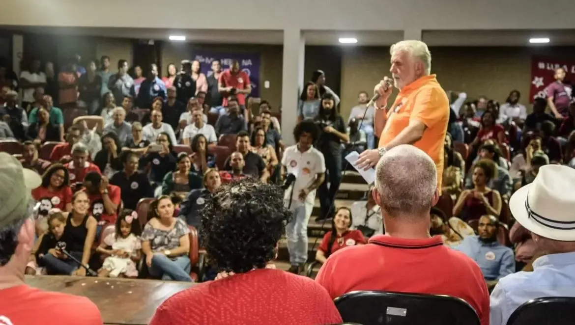 PT realiza eleição interna com 480 chapas na Bahia e cinco candidatos à presidência estadual.