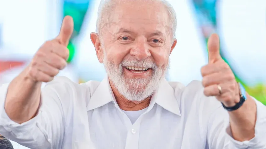 Pesquisa Quaest: Lula mantém maioria de aprovação só na Bahia e em Pernambuco.