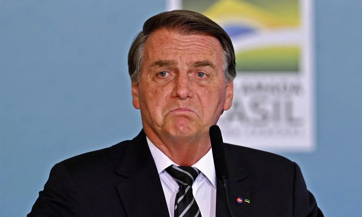 STF inicia julgamento de Bolsonaro e aliados por tentativa de golpe.
