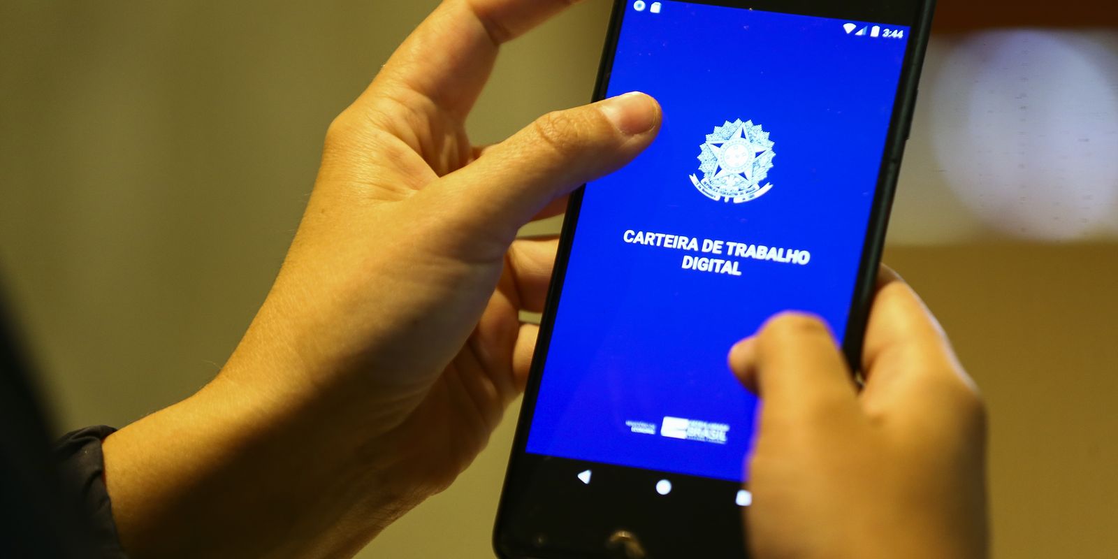 Saiba como consultar se tem direito ao abono salarial PIS/Pasep 2026