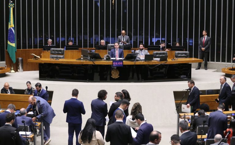 Câmara aprova adesão do Brasil a acordo da OMC sobre comércio de aeronaves civis